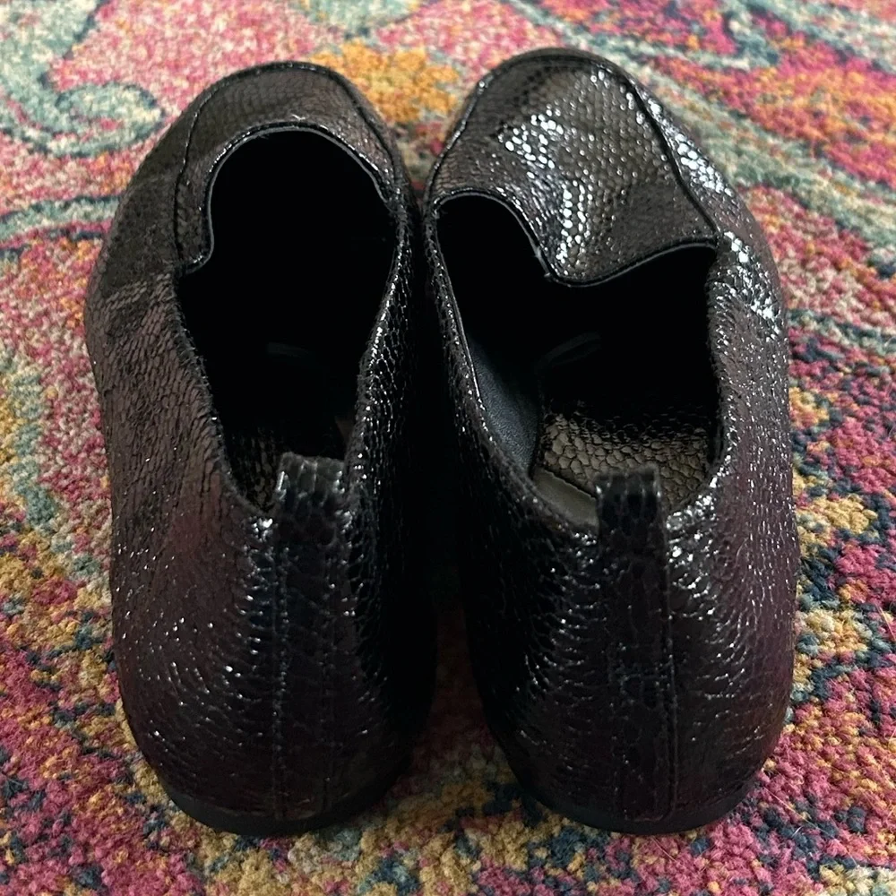 Zara | Women’s Black Shiny Faux Snakeskin Textured Slip-On Loafers Flats Sz 7.5